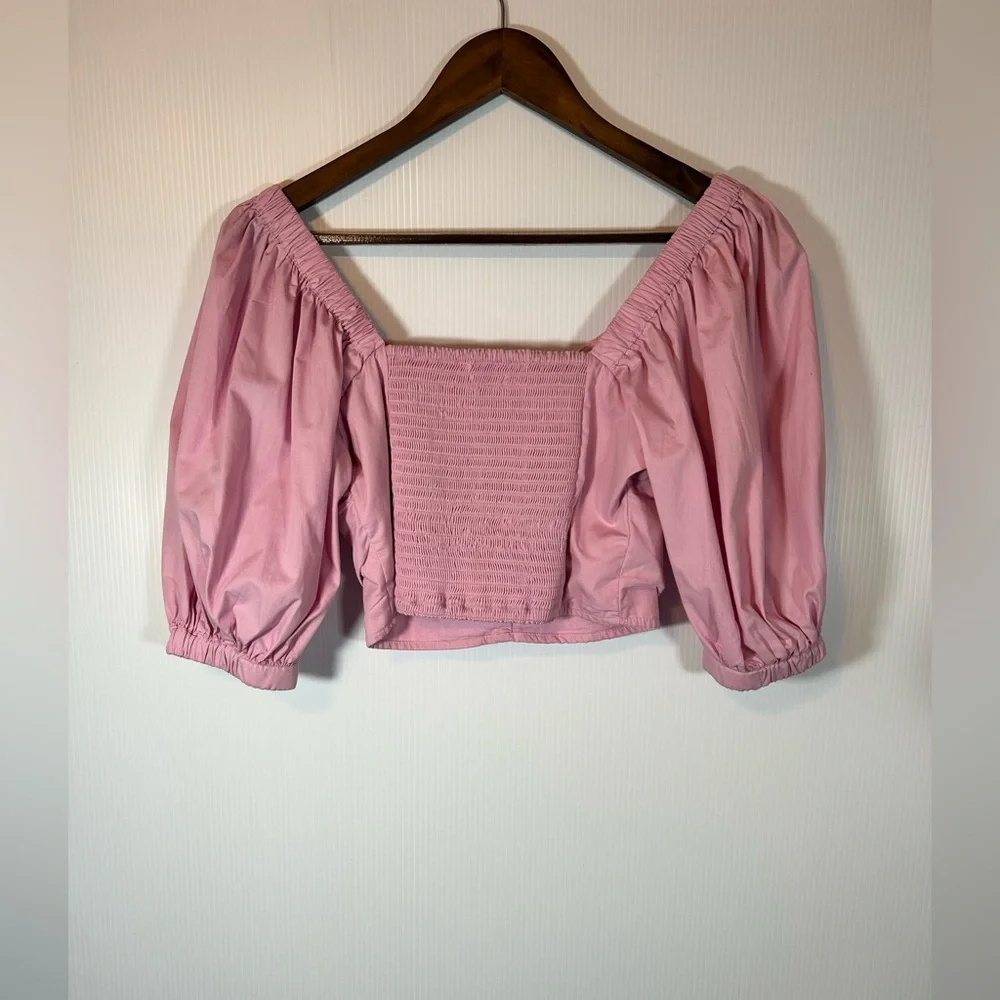 Abercrombie & Fitch Pink Cropped Top Size XS